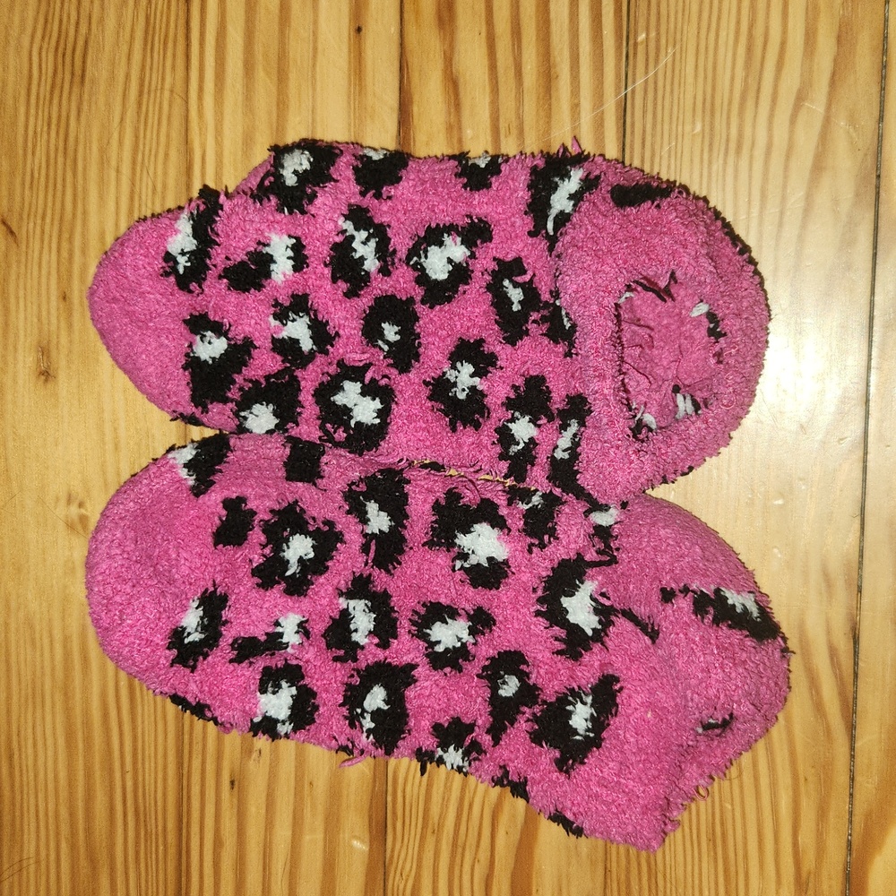 Women's Teen Girl No Boundaries Animal Print Leopard Cheetah Hot Pink Socks Y2K